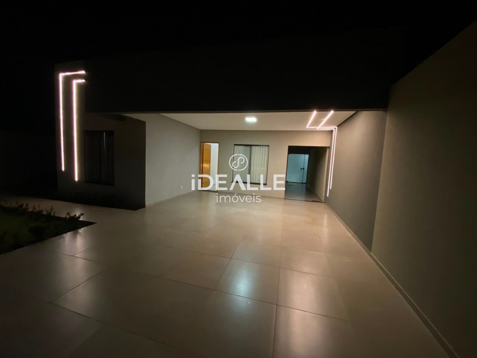 Casa Alto Padrão em Jardim Moriá, Rolândia/PR