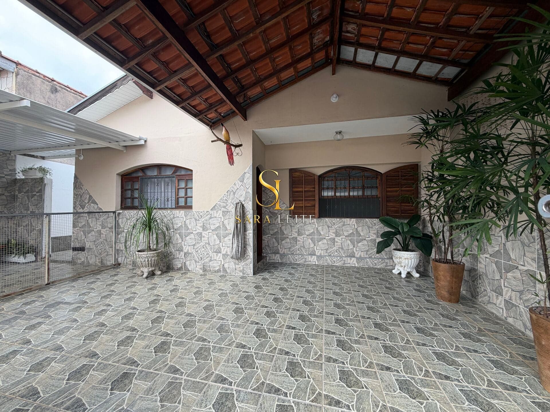 CASA À VENDA NO JARDIM ANA EMÍLIA – TAUBATÉ