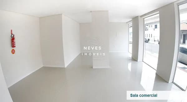 Sala Comercial para Locação no Centro de Balneário Camboriú | 37 m² Privativos | 1 Vaga de Garagem