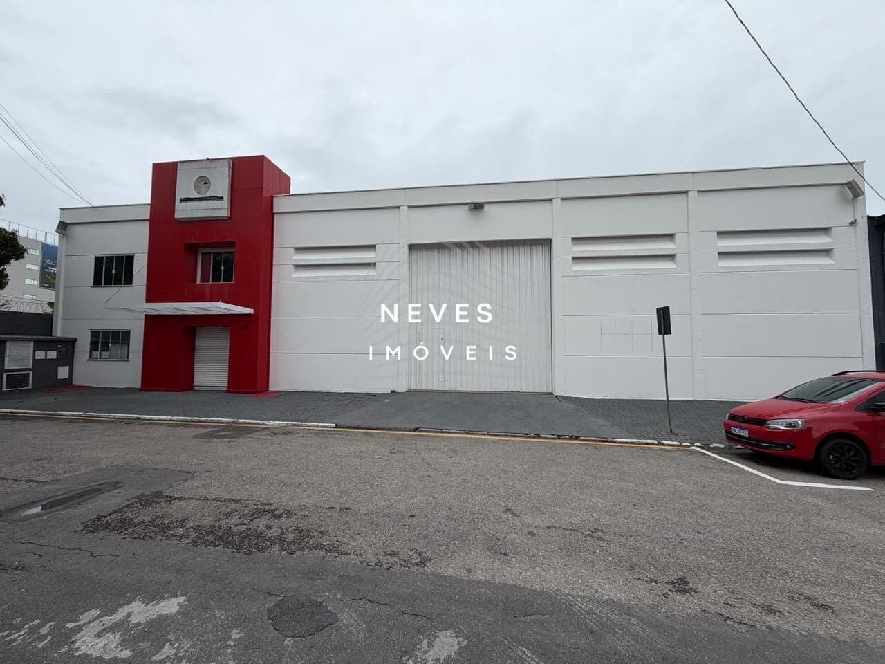 GALPÃO COM ESCRITÓRIO PARA LOCAÇÃO – ARIRIBÁ | 1000m²