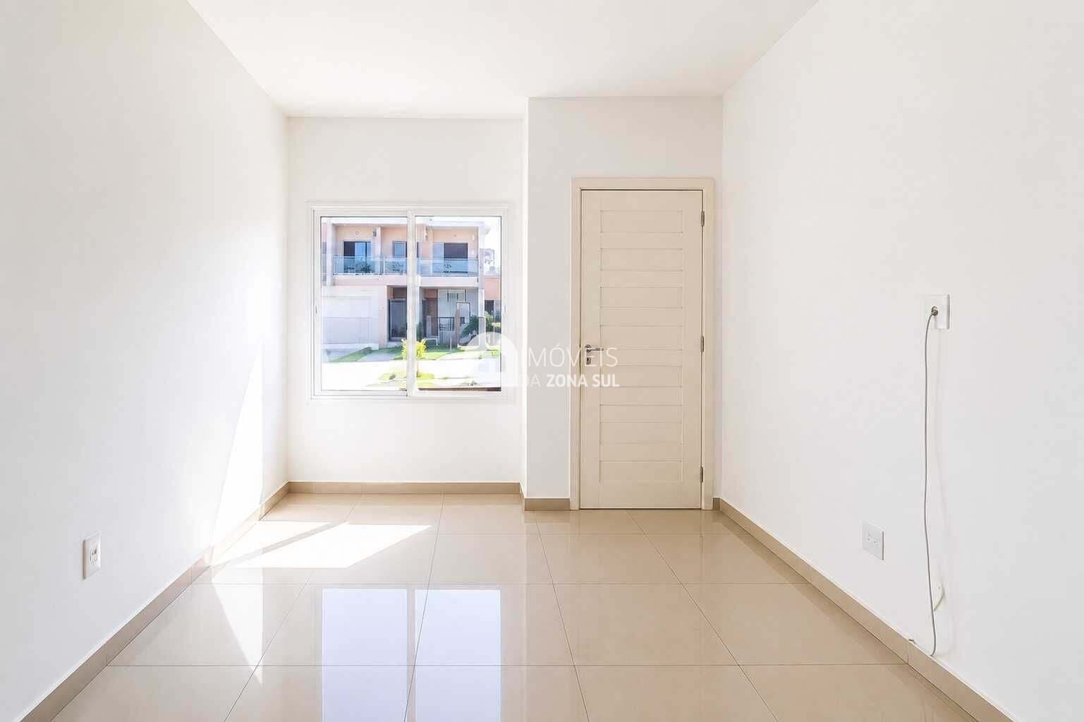 Sobrado em Porto Alegre - Hípica