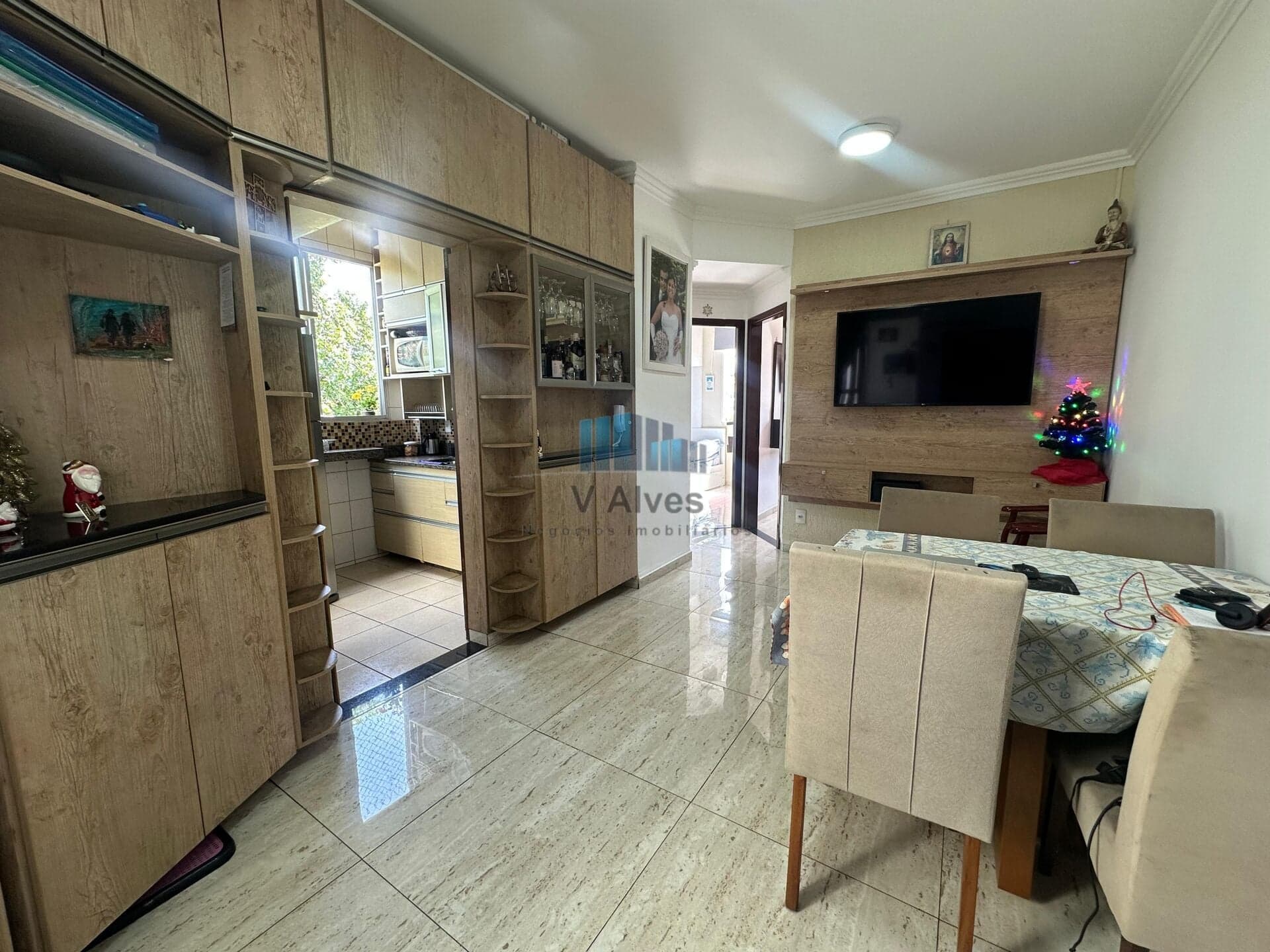 Apartamento com 2 quartos, 1 vaga. À venda, no bairro Floramar!