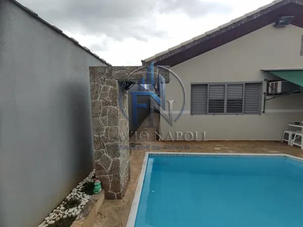 Casa em Pedregulho, Guaratinguetá/SP