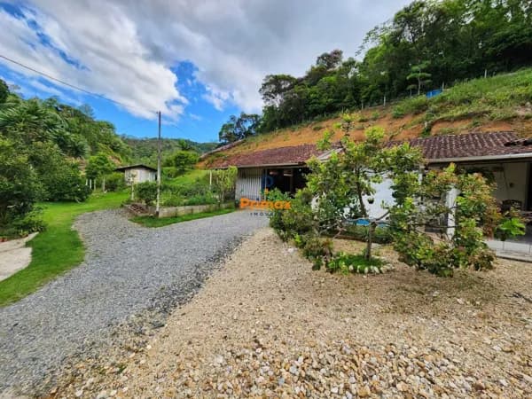 Casa em Brusque - Souza Cruz