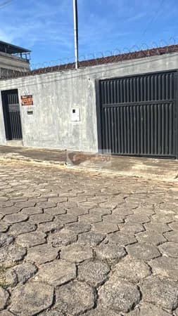 Casa em Arcos - Centro