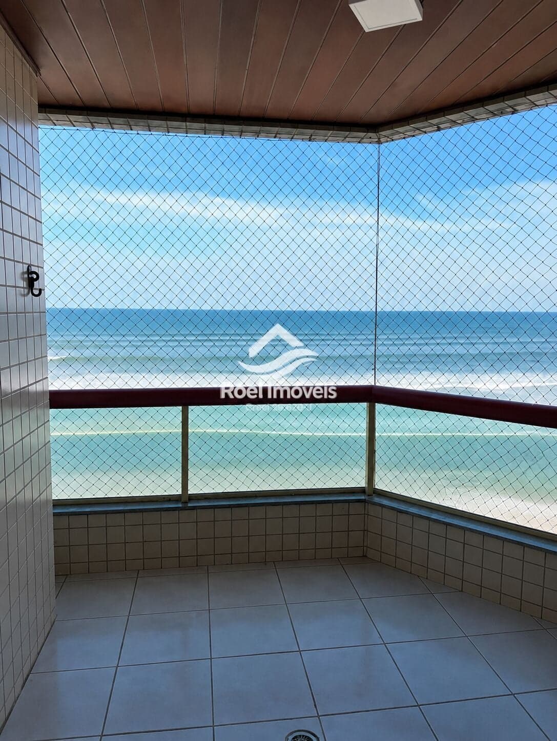 Apartamento 3 dormitórios com vista para o mar - Centro Mongagua- SP