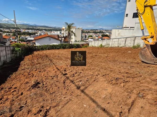 Lote à venda Jardim Paraiso - R$206.000,00