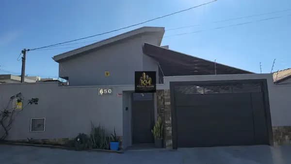 Casa à venda no Jardim Floresta 800.000,00