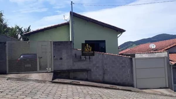 Casa em Cachoeira de Minas - Centro