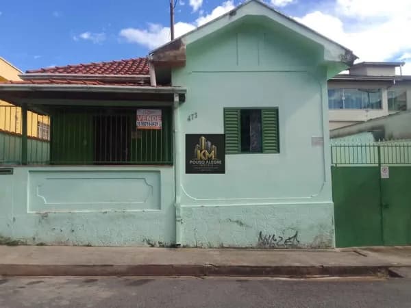 Casa no Centro - R$560.000,00