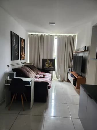 Apartamento à venda no Camélias - R$ 300.000,00