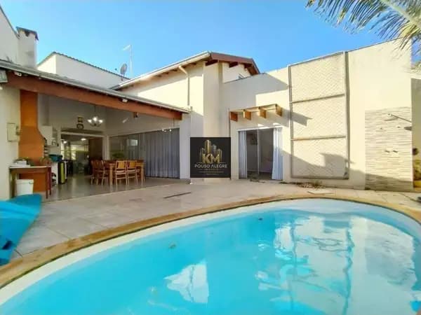 Casa Alto Padrão à venda no Santa Rita II - R$ 1200.000,00
