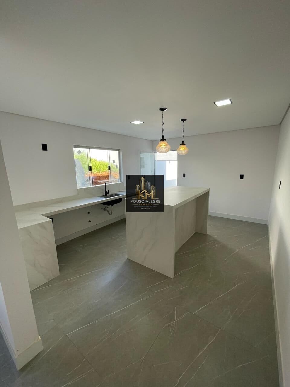 Casa à Venda no Parque Real - R$ 670.000,00