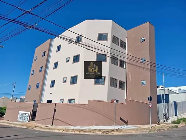 Kitinet à venda no Parque Real - R$150.000,00