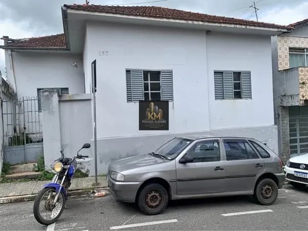 Casa em Pouso Alegre - Centro