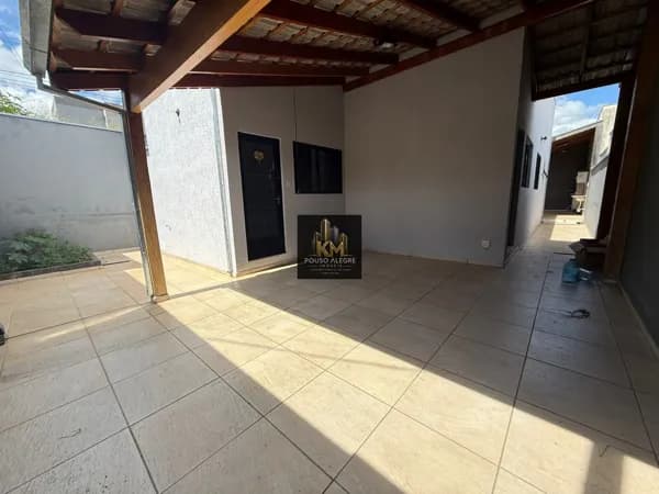 Casa à venda – Parque Real - R$ 440.000,00