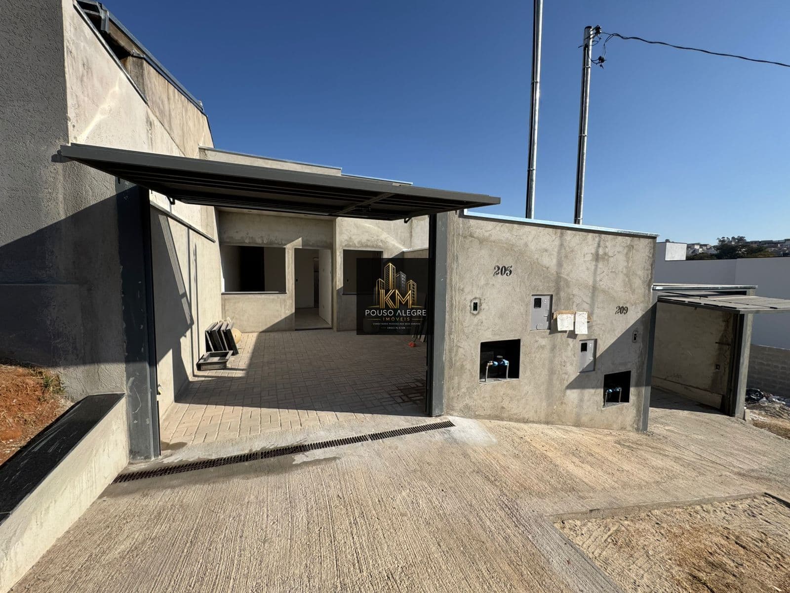 Casa à venda Parque Real - R$ 330.000,00