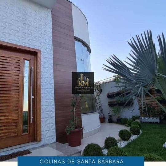 Casa em Pouso Alegre - Colina de Santa Barbara