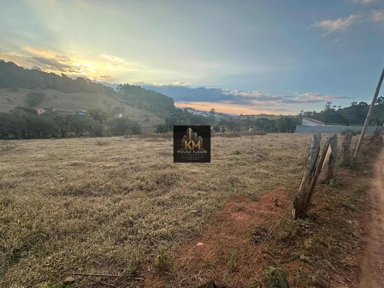 Terreno à venda - R$1.600.000,00