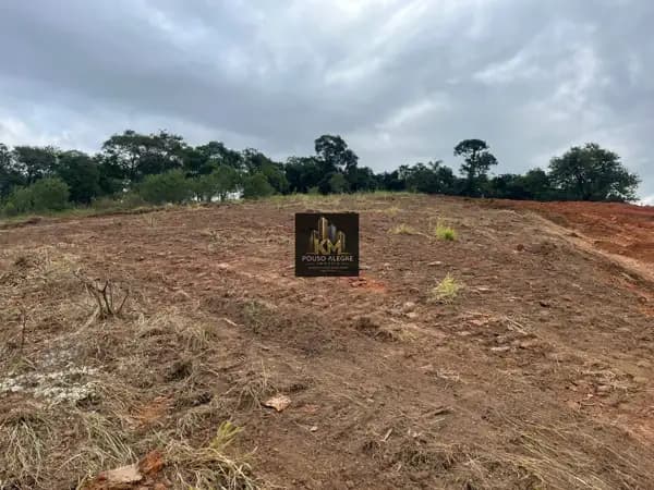 Terreno Comercial em Congonhal