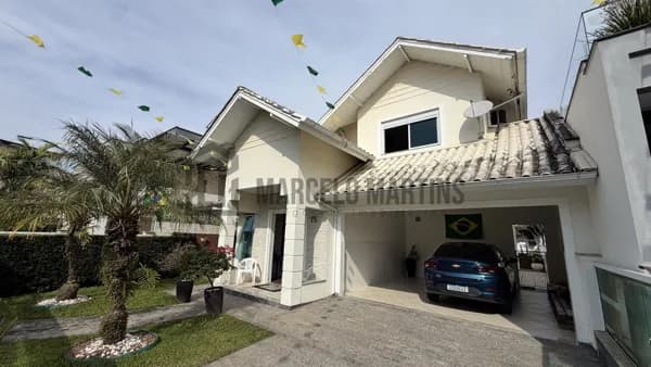 Casa 3 Quartos com Piscina e Área Gourmet Climatizada