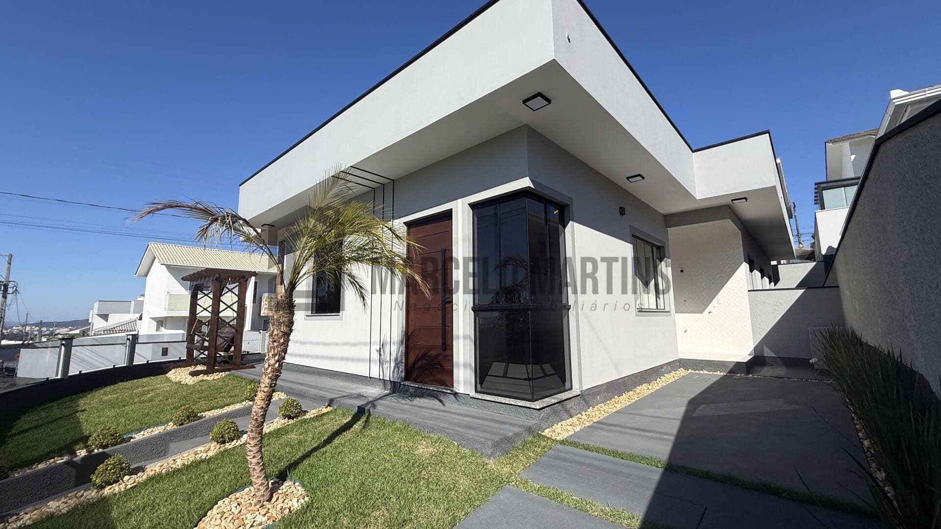 Casa à venda no Loteamento Porto das Águas em Bela Vista, Palhoça/SC | 2 dormitórios, suíte e 60 m²