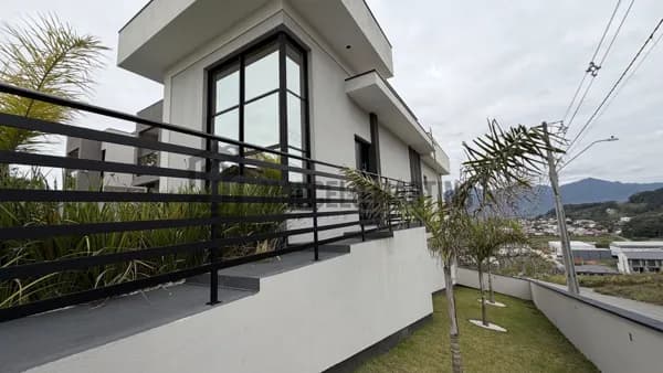 Casa Unifamiliar com 3 quartos no Alto Aririú – Palhoça/SC