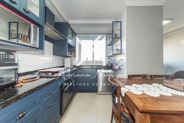 Apartamento no Condomínio Barile Patriani