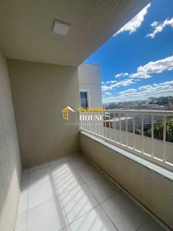 Apto de 2/4 4°andar com sacada Arcos do Paraíso