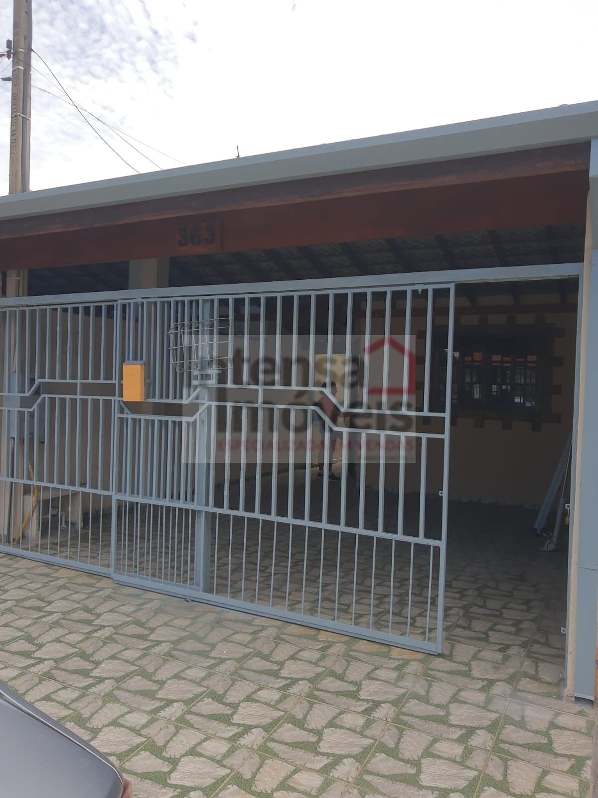Casa em Residencial Pasin, Pindamonhangaba/SP
