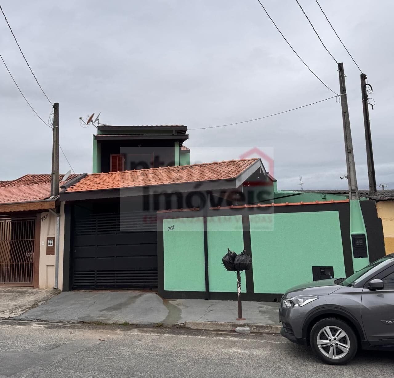 Sobrado em Pindamonhangaba - Residencial Mombaça I