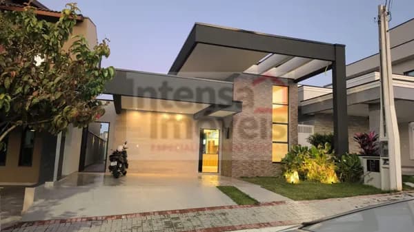 Casa de Condomínio em Tremembé - Caminho Novo
