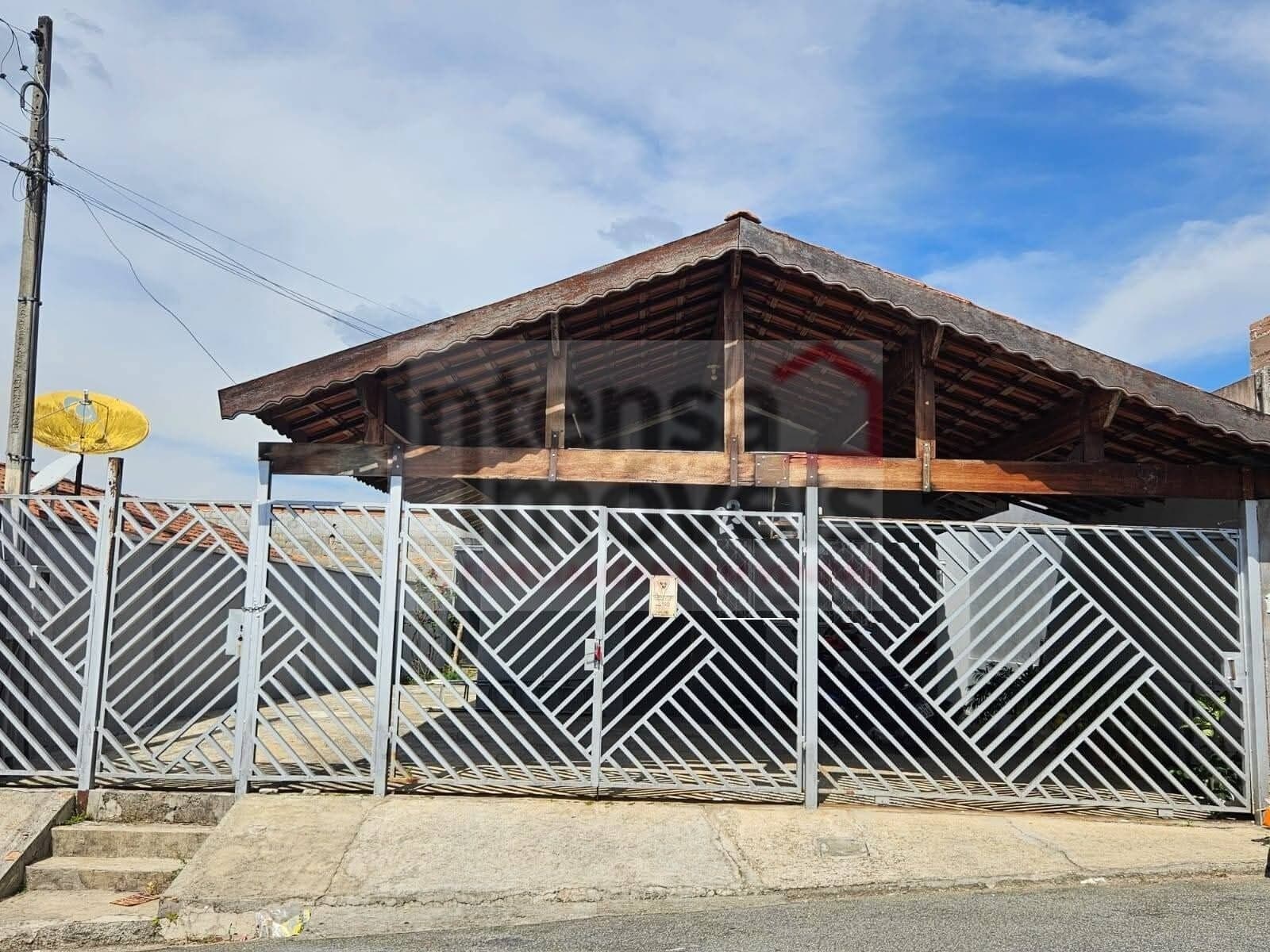 Casa em Taubaté - Jardim Continental