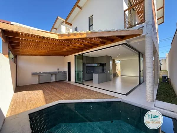 Casa Alto Padrão em Ilhabela,/SP