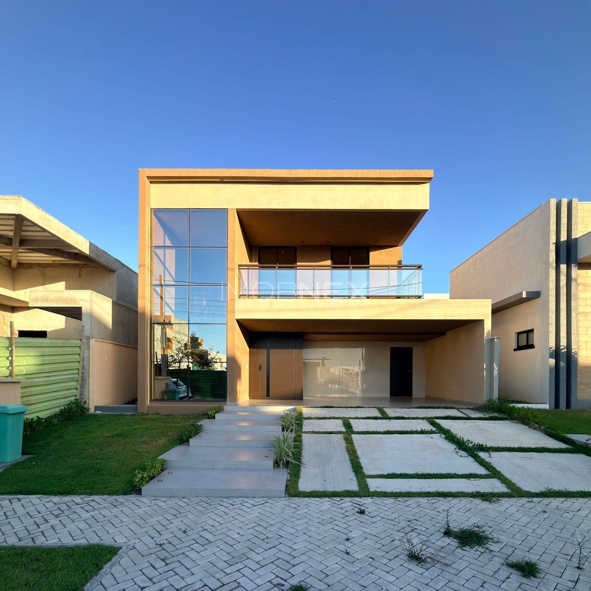 Casa em Condomínio na Cidade Alpha com pagamento facilitado direto com proprietário