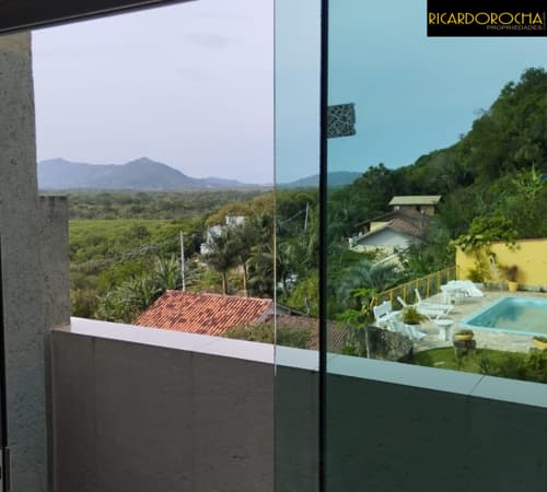 Lindo Dúplex Junto a Natureza em Florianópolis -SC