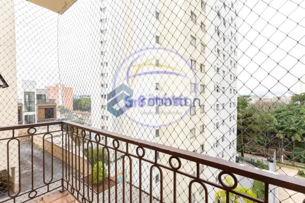 Apartamento para Locação – 70 m² | 2 Dormitórios | Varanda | 1 Vaga!