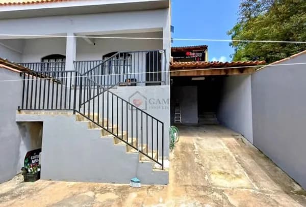 CASA 3 QUARTOS PRÓXIMO AO SHOPPING DO REX