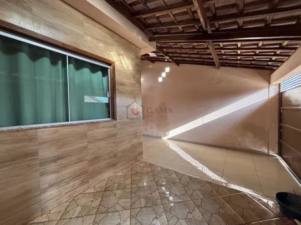 Casa 4 dormitórios no Odilon Rezende