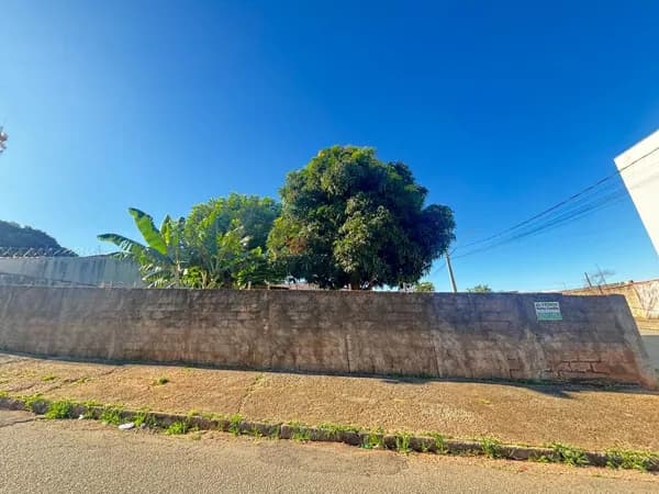 Lote/Terreno em Lavras - Monte Líbano III
