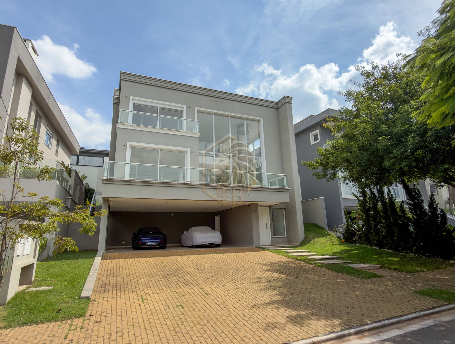 Casa em Santana de Parnaíba - Alphaville
