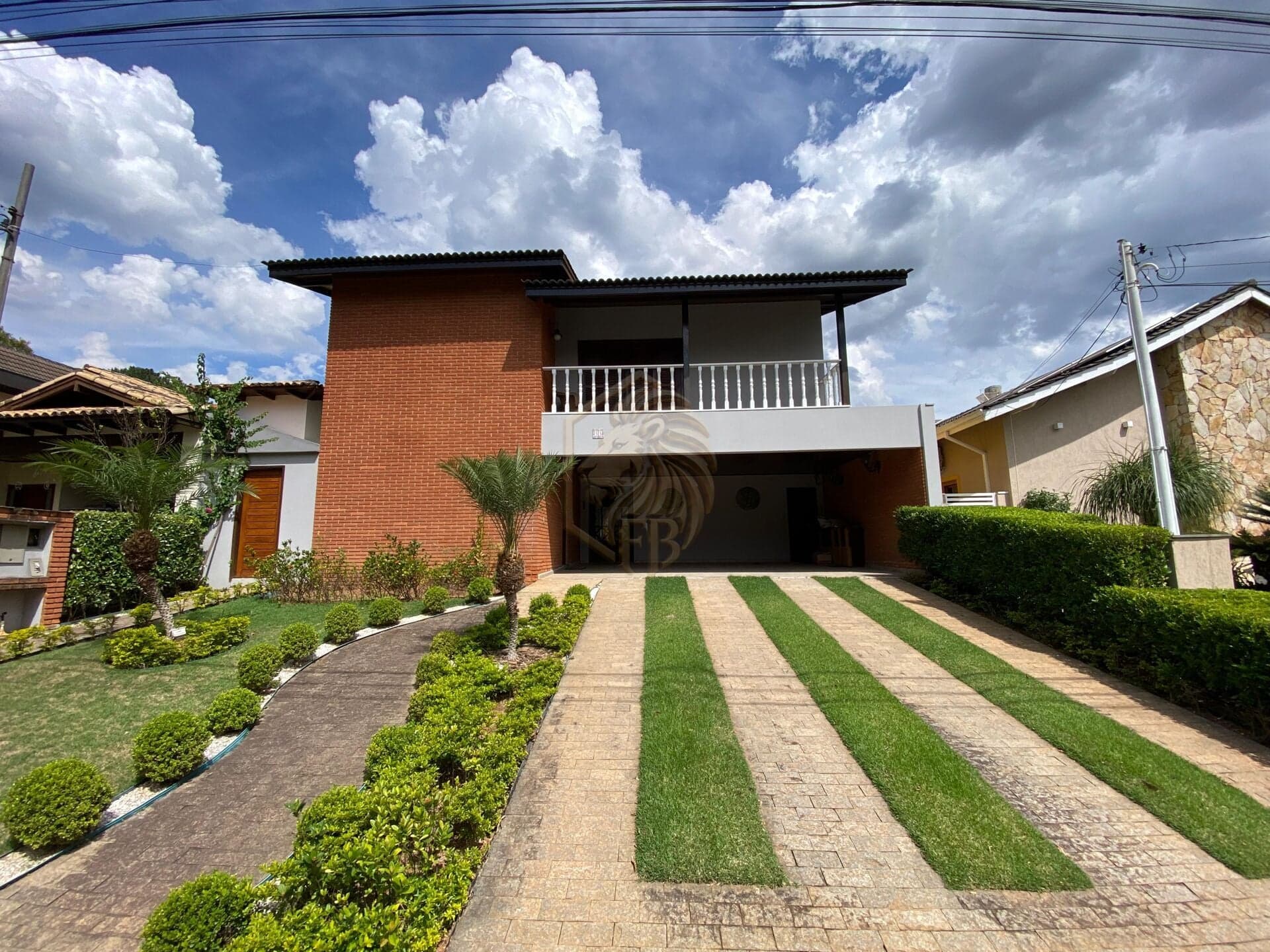 Casa em Santana de Parnaíba - Alphaville