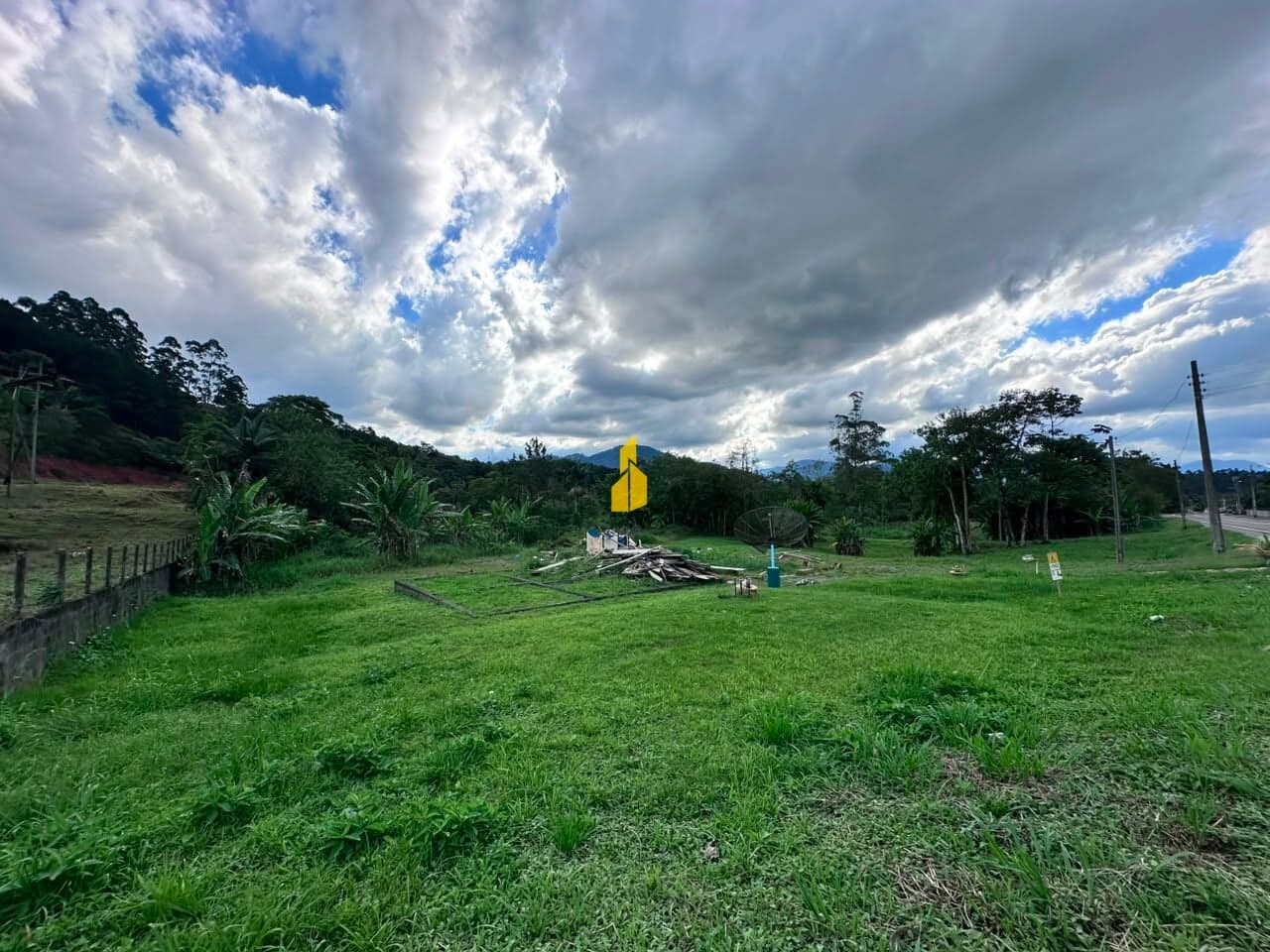 Lote/Terreno em Rio dos Cedros - Santo Antônio