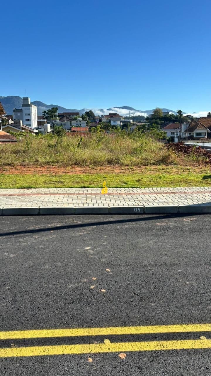 Terreno com 324,0 m² em Timbó/SC