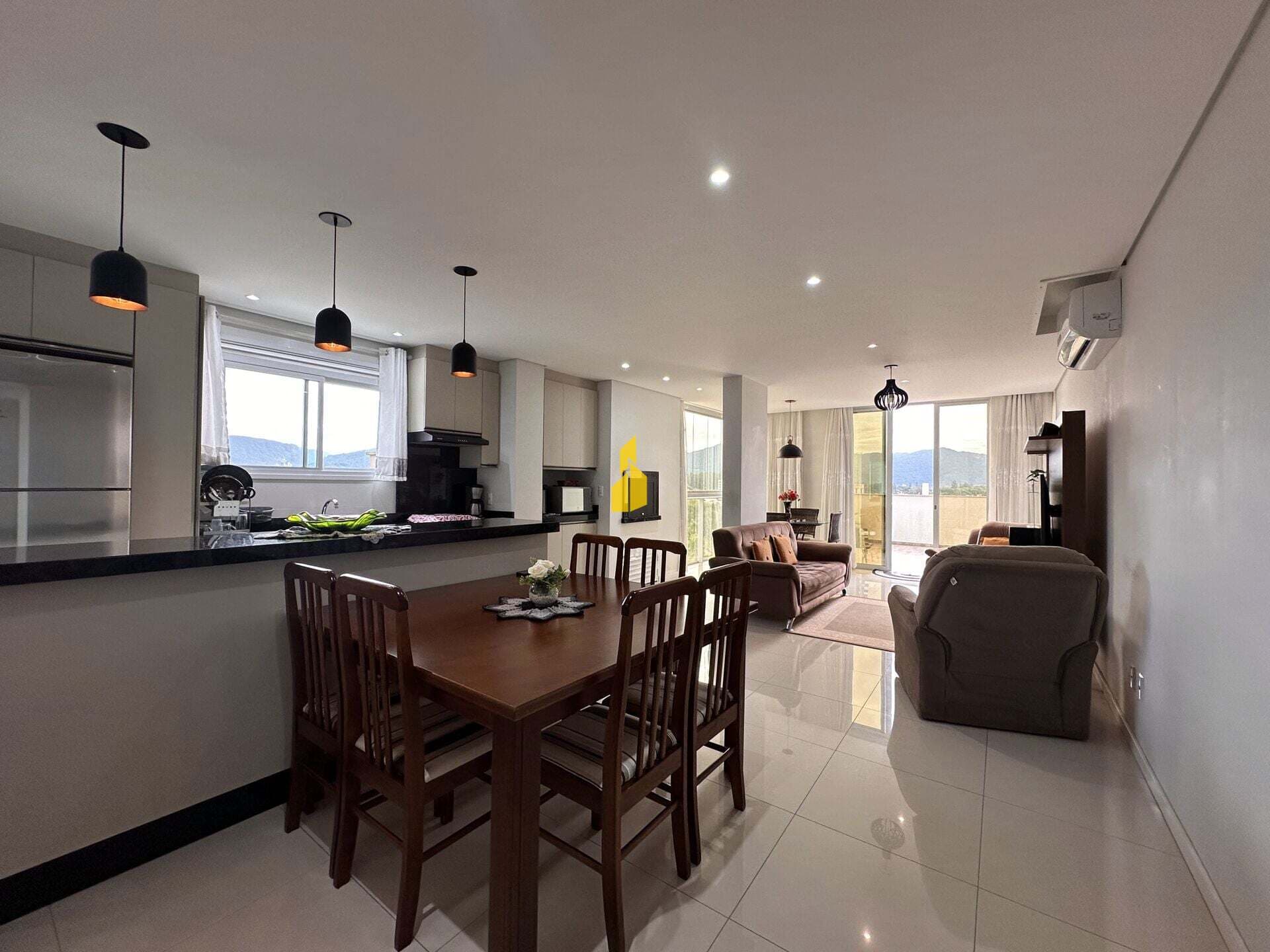 Apartamento à venda no Ba em Timbó