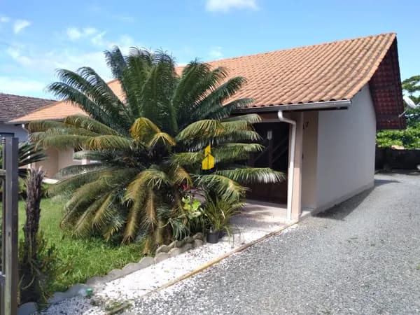 Casa com 3 dormitórios