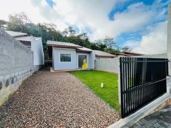 Casa nova à venda no Parque Arapongas em Indaial