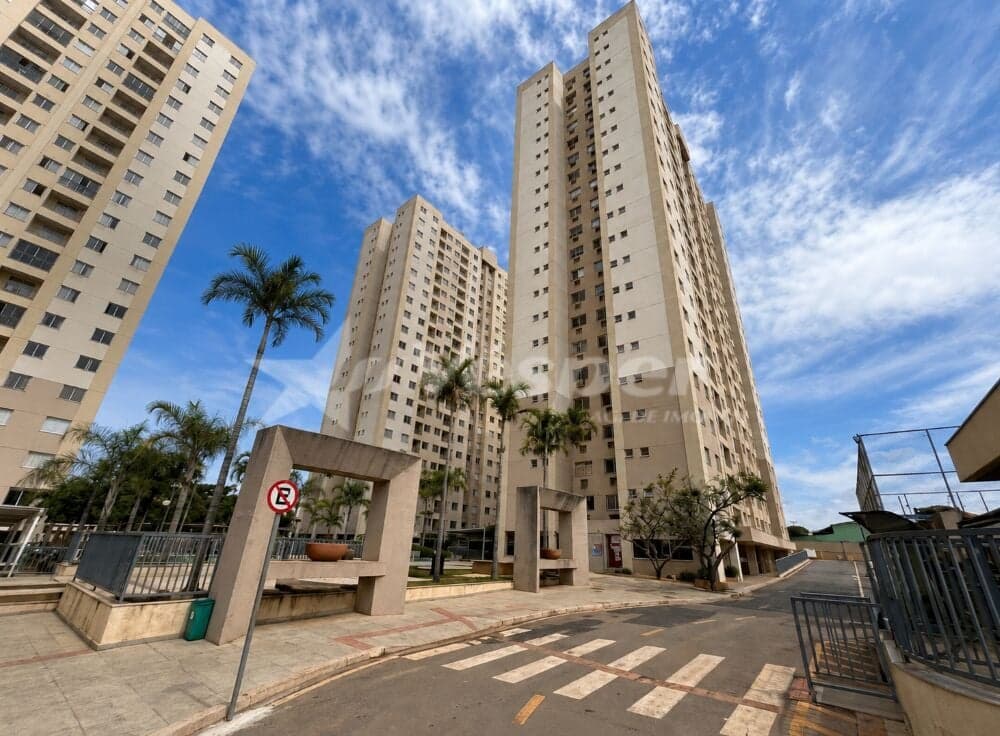 Apartamento em Aparecida de Goiânia - Vila Cruzeiro do Sul
