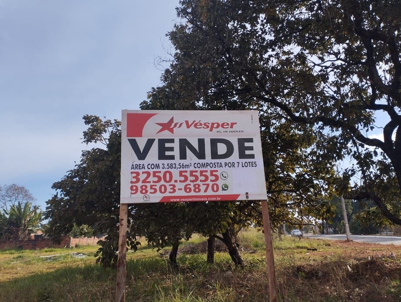 Lote/Terreno em Aparecida de Goiânia - Jardim Helvécia