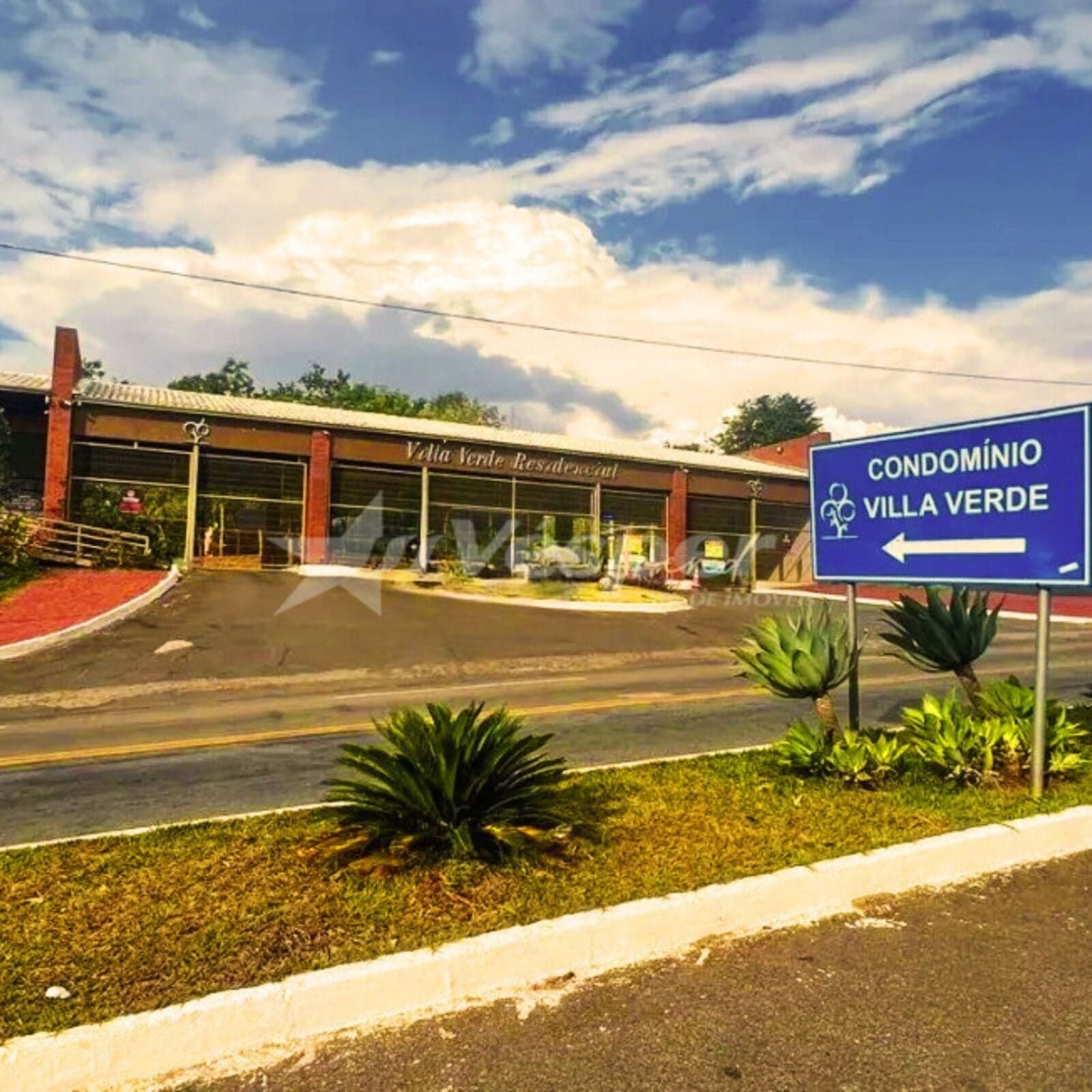 Lote/Terreno em Senador Canedo - Conjunto Habitacional Jardim Sabiá